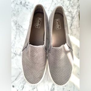 Keds Double Decker Perf Suede Slip On Sneaker - size 8.5